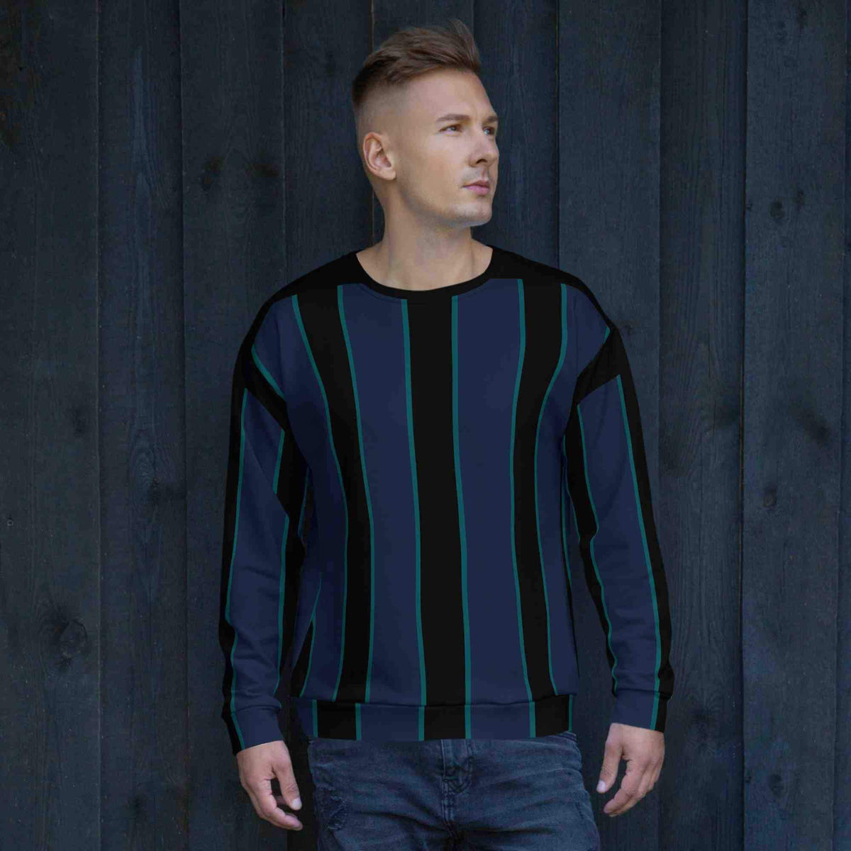 Moderne Klassiker: Stribet genbrugssweatshirt til mænd