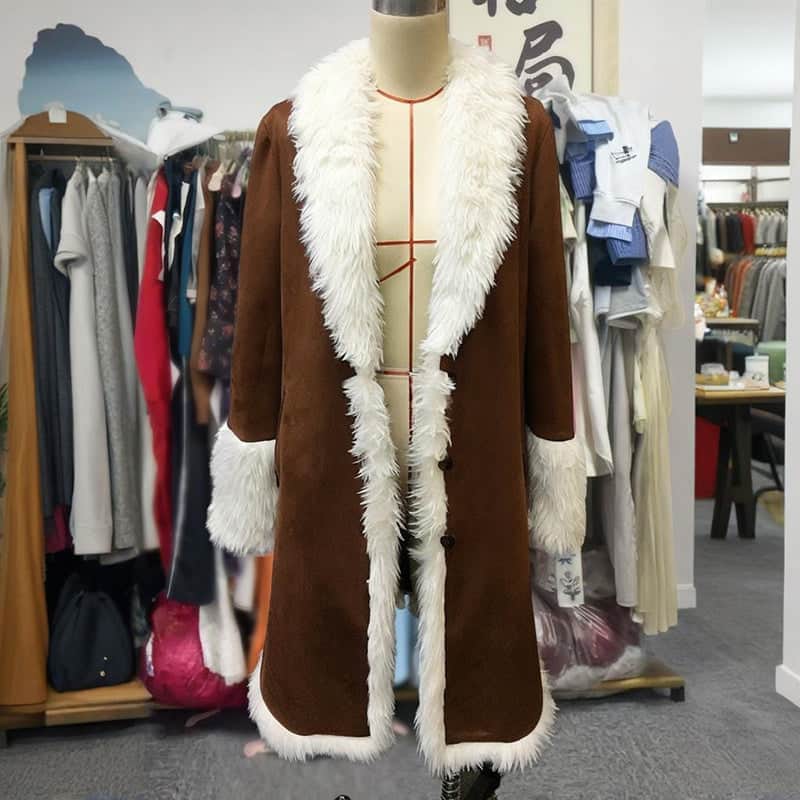 Vintage Women's Long Plush Coat With Fur Collar, Winter Warm Thick Trench Jacket For Formal & Casual BadAssWear.fi